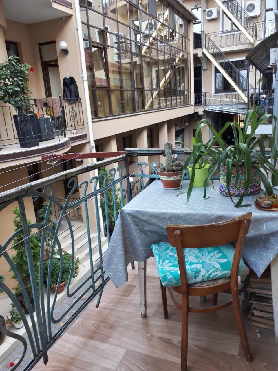 Apartment - Heart Of Odessa Eksteriør billede